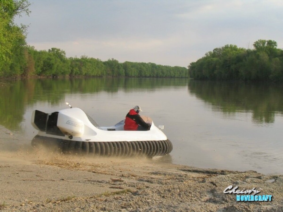 Neoteric Hovertrek 6100L