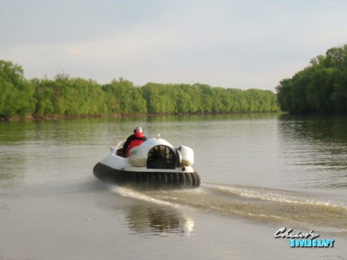 Neoteric Hovertrek 6100L