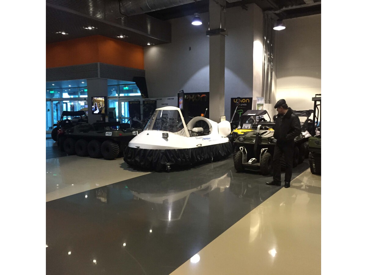 СВП Neoteric Hovertrek 465LC