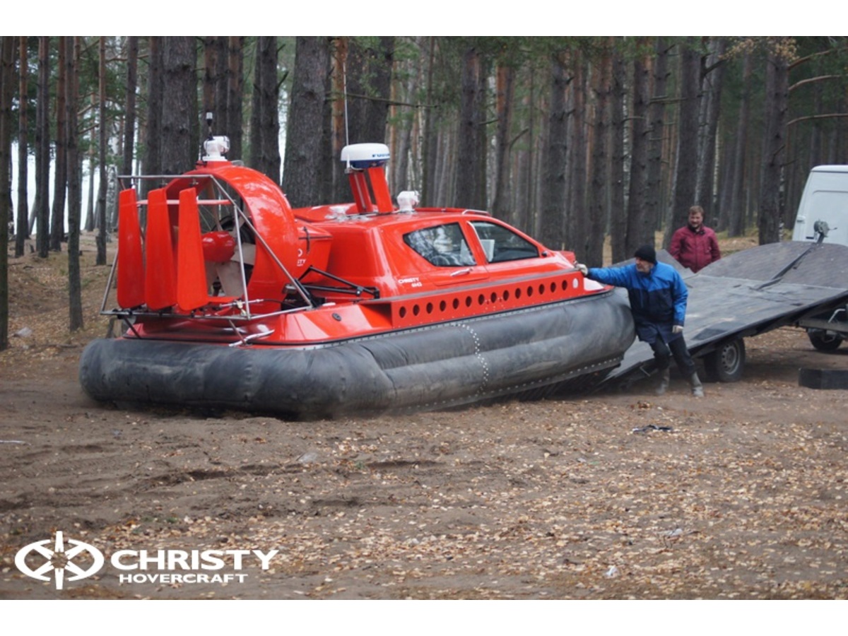 Судно на воздушной подушке Christy 6143 (ПРОДАНО)