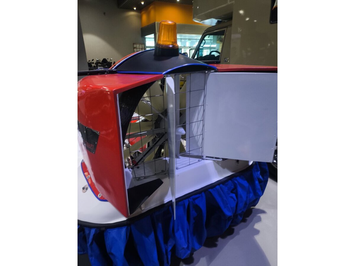 AVI Hovercraft